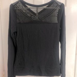 Lululemon Womens long sleeve workout shirt.